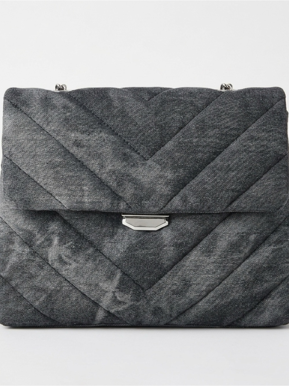 Lulus Perfect Look quilted bag gray